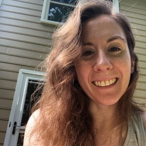 Meet your Posher, Hannah